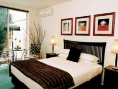 Snip - Knightsbridge Apartments Melbourne Studio Apartments - Google Chrome (2)