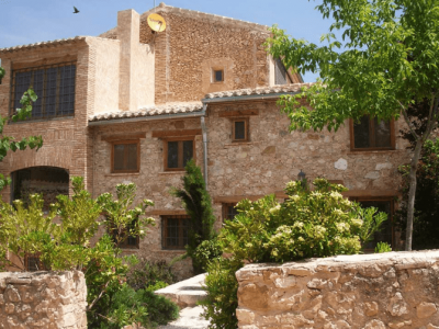 Snip - Rural hotel in biar - Google Chrome