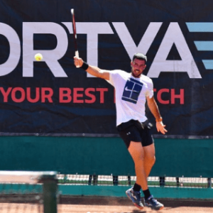 Snip - Sergiu Darie Medesan (@sergiu_medesan) Öùôïãñáößåò êáé âßíôåï óôï I (2)